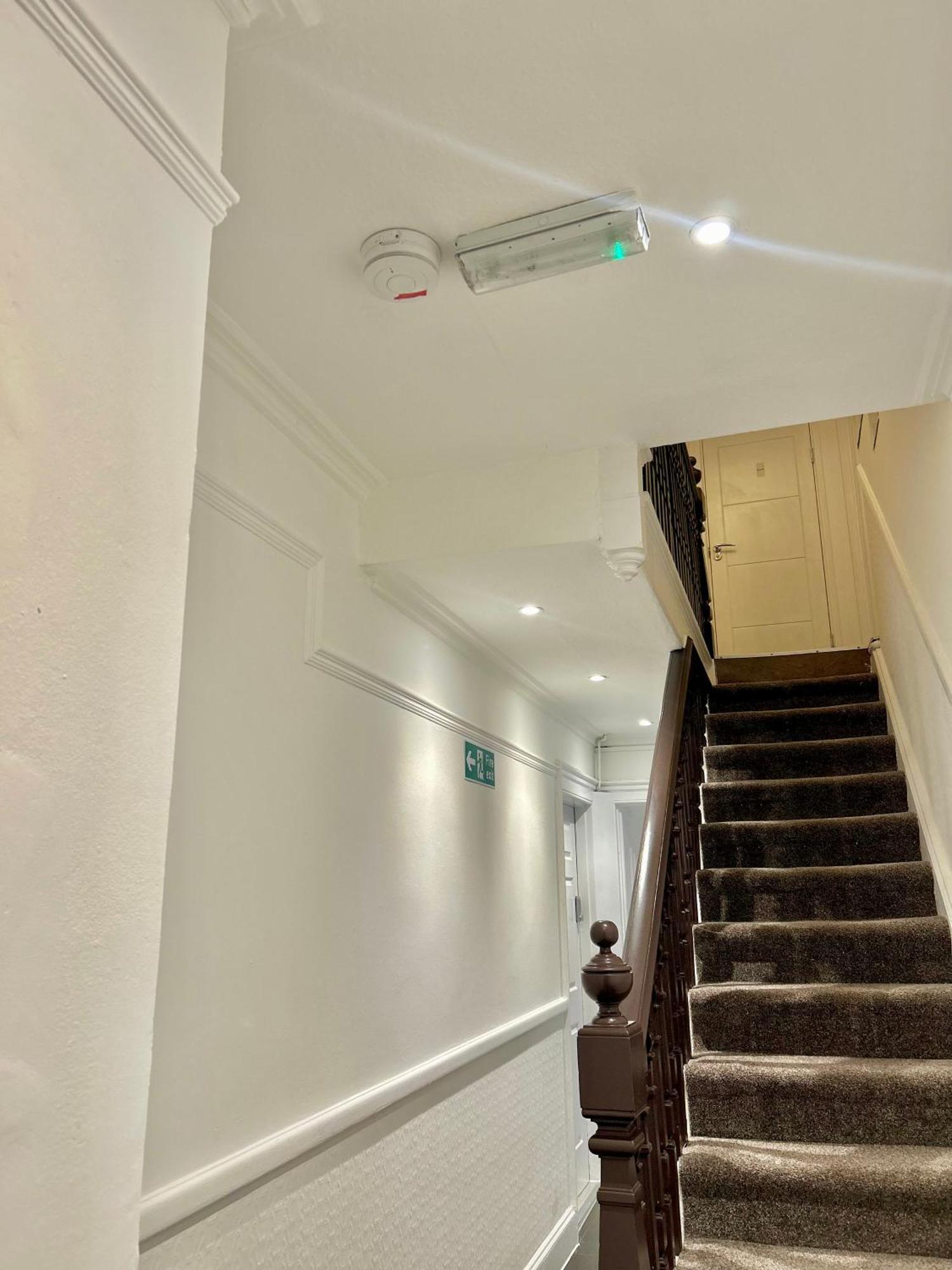 The Prestige Suite - Londen Buitenkant foto